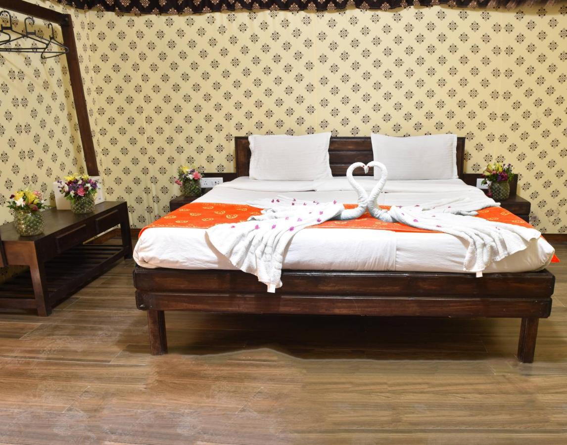 Praveg Tent City Narmada, Statue Of Unity Kevadia Exterior photo
